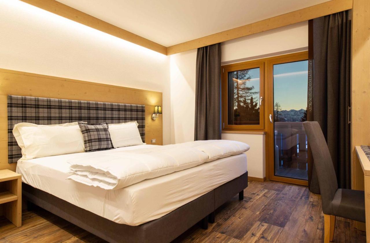 San Martino Mountain Residence San Martino Di Castrozza Exterior photo